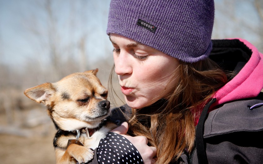 Rambo-getting-kisses-from-Kaitlin